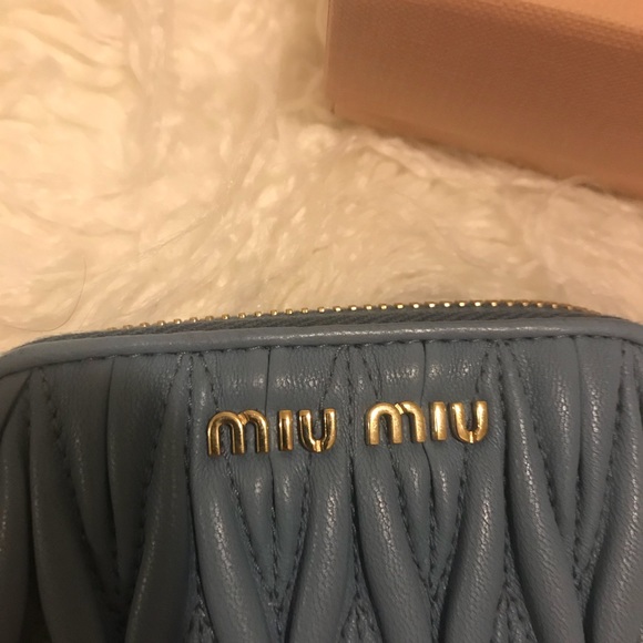 Miu Miu Wallet Matlasse in Astrale - Picture 3 of 8